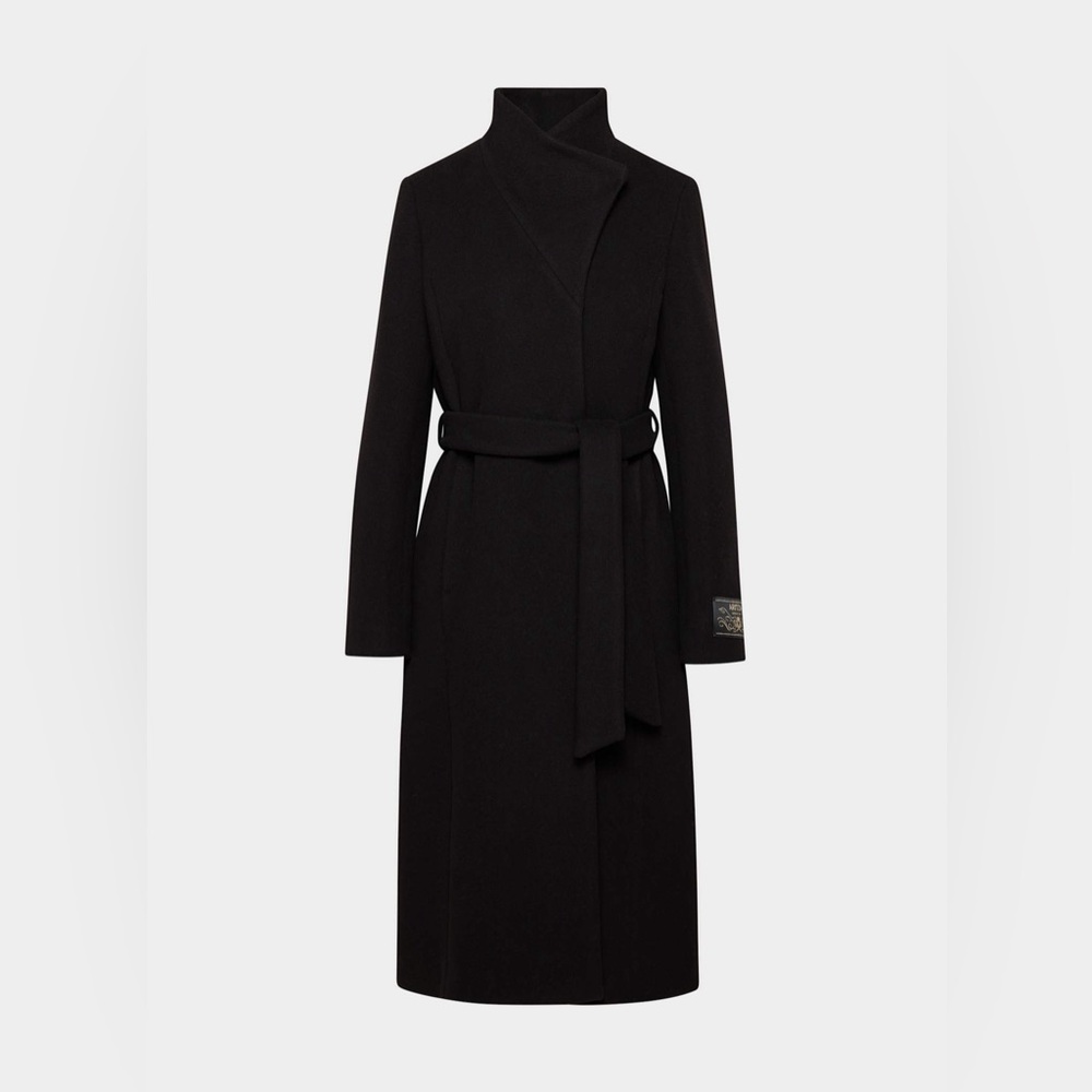 Aritzia. Connor Coat. Black. Small.